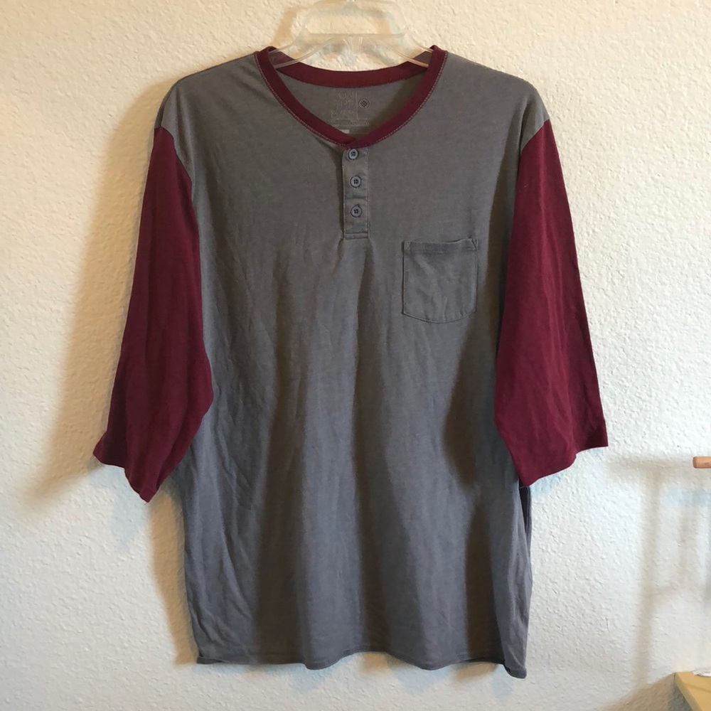 Men’s baseball tee